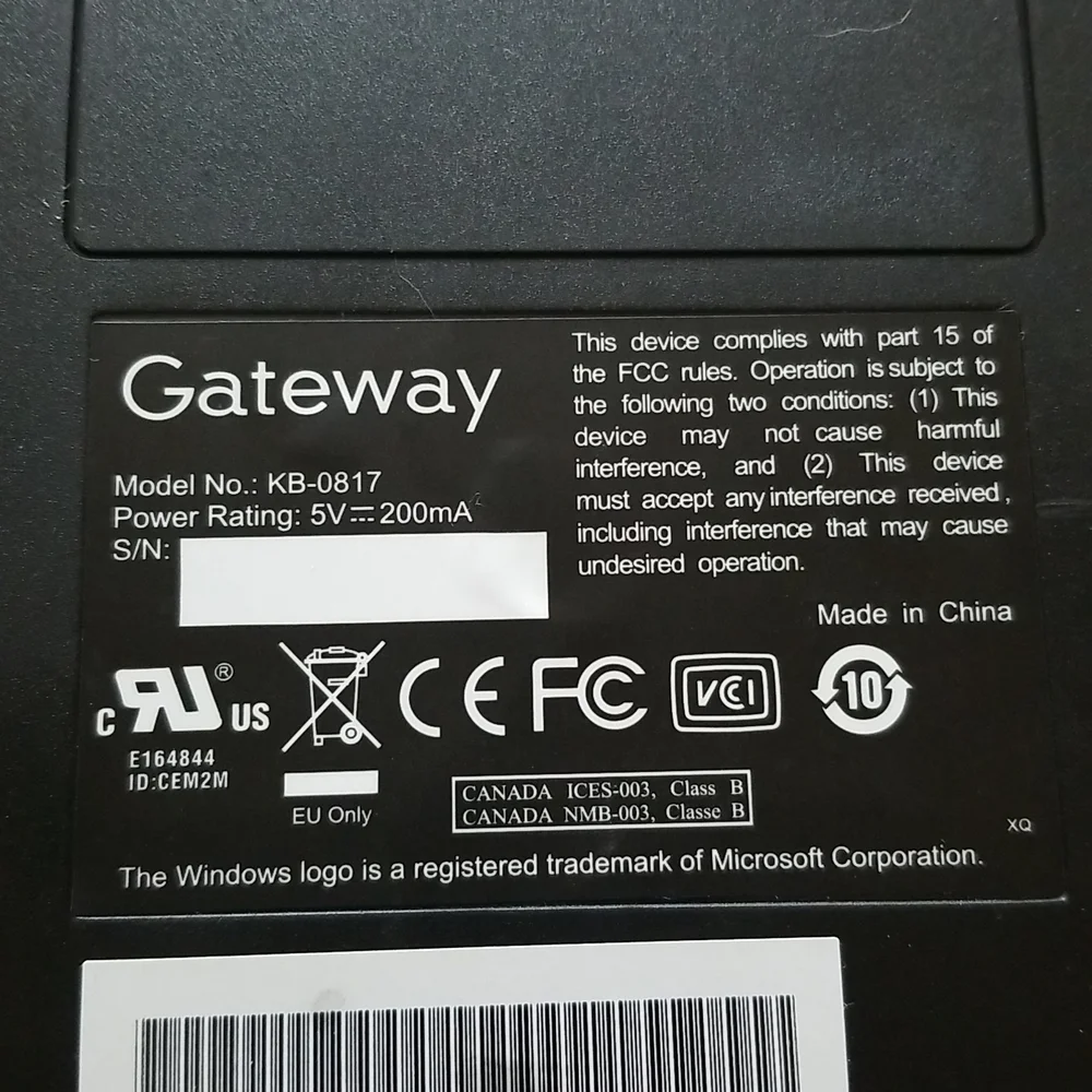 Gateway Wired PS2 Keyboard compatible with Windows Operating System